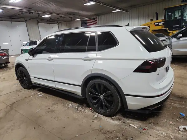 3VV3B7AX4LM135545 2020 VOLKSWAGEN TIGUAN - Image 2