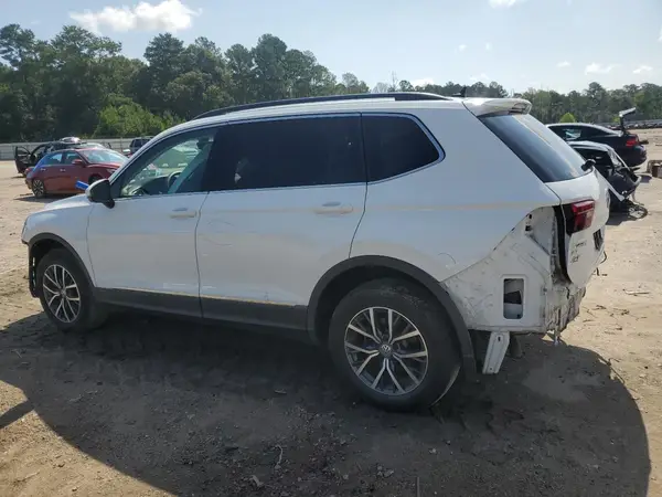 3VV3B7AX4LM182719 2020 VOLKSWAGEN TIGUAN - Image 2