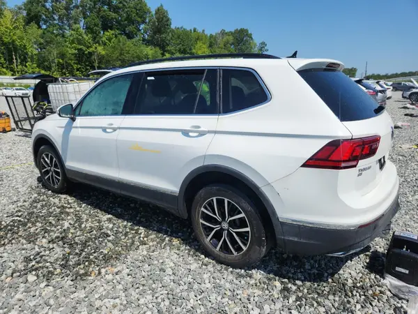 3VV3B7AX4MM007694 2021 VOLKSWAGEN TIGUAN - Image 2