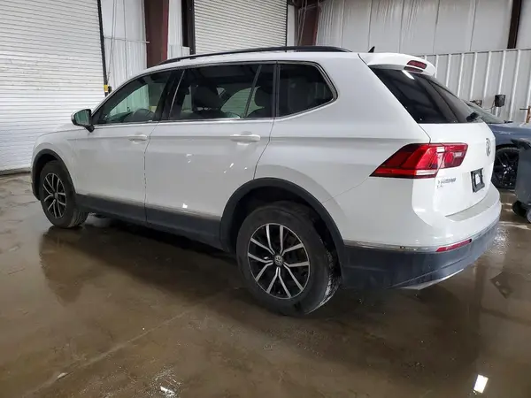 3VV3B7AX4MM043272 2021 VOLKSWAGEN TIGUAN - Image 2