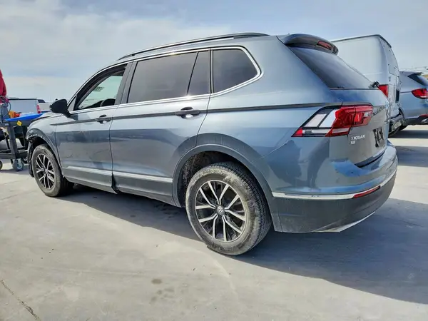3VV3B7AX4MM049914 2021 VOLKSWAGEN TIGUAN - Image 2