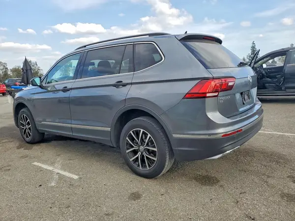 3VV3B7AX4MM106757 2021 VOLKSWAGEN TIGUAN - Image 2