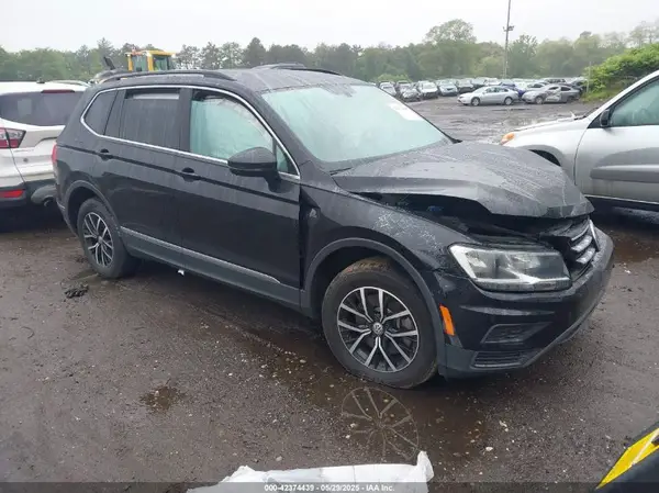 3VV3B7AX4MM114454 2021 VOLKSWAGEN TIGUAN - Image 1