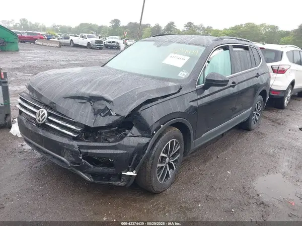 3VV3B7AX4MM114454 2021 VOLKSWAGEN TIGUAN - Image 2