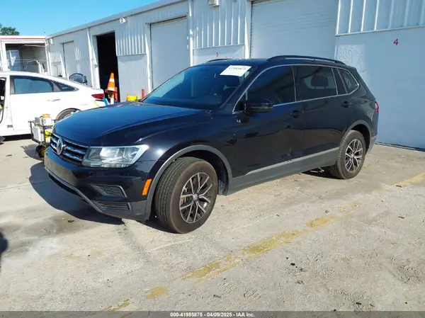 3VV3B7AX4MM115359 2021 VOLKSWAGEN TIGUAN - Image 2
