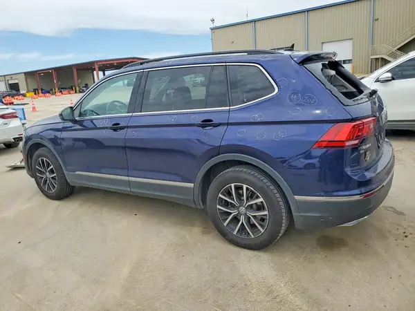 3VV3B7AX4MM144215 2021 VOLKSWAGEN TIGUAN - Image 2