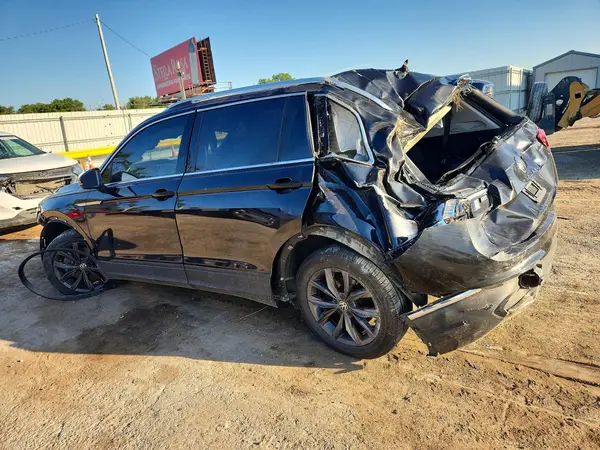 3VV3B7AX4NM012508 2022 VOLKSWAGEN TIGUAN - Image 2