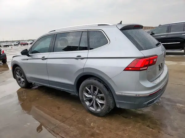3VV3B7AX4NM066052 2022 VOLKSWAGEN TIGUAN - Image 2