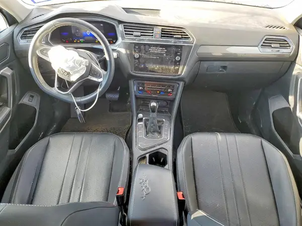 3VV3B7AX4NM080713 2022 VOLKSWAGEN TIGUAN - Image 8