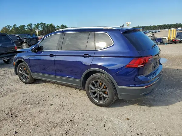 3VV3B7AX4NM104010 2022 VOLKSWAGEN TIGUAN - Image 2