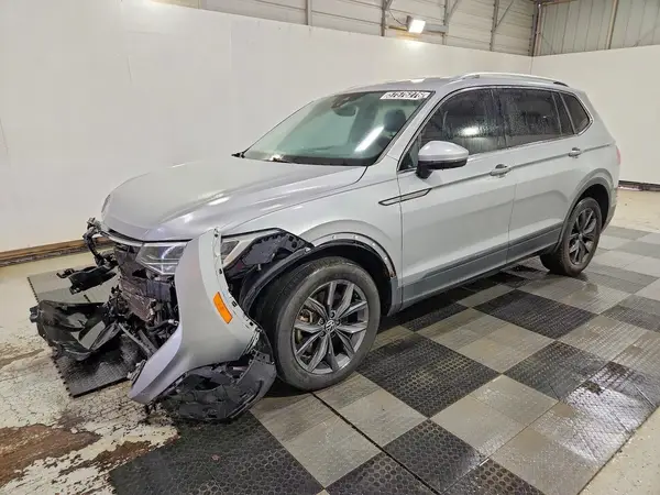 3VV3B7AX4NM105836 2022 VOLKSWAGEN TIGUAN - Image 1