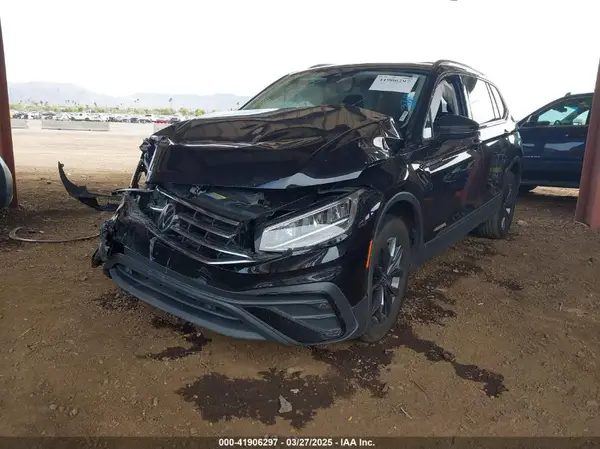 3VV3B7AX4NM109997 2022 VOLKSWAGEN TIGUAN - Image 2