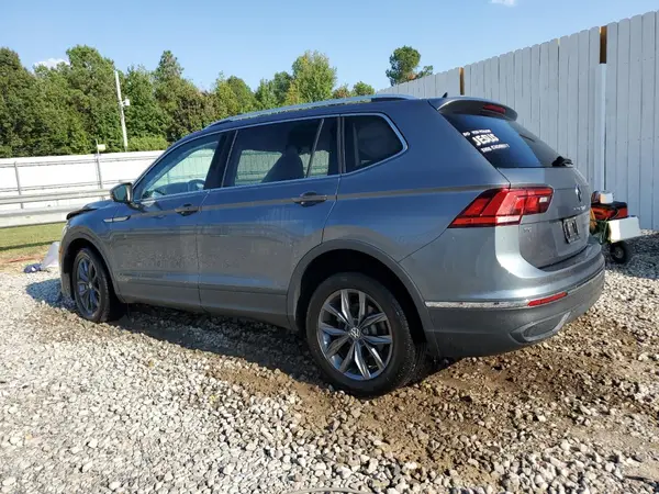 3VV3B7AX4NM152025 2022 VOLKSWAGEN TIGUAN - Image 2