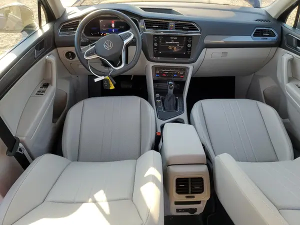 3VV3B7AX4PM024127 2023 VOLKSWAGEN TIGUAN - Image 8