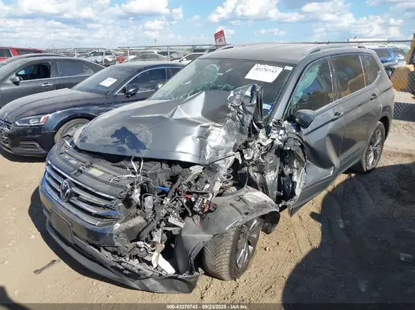 3VV3B7AX4PM029036 2023 VOLKSWAGEN TIGUAN - Image 2