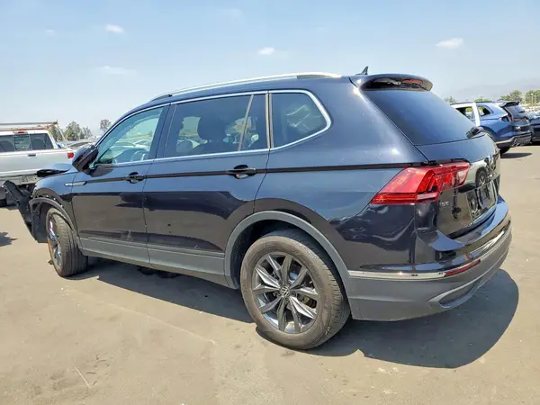 3VV3B7AX4PM115124 2023 VOLKSWAGEN TIGUAN - Image 2