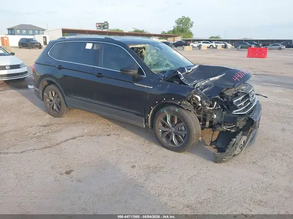 3VV3B7AX4PM131954 2023 VOLKSWAGEN TIGUAN - Image 1