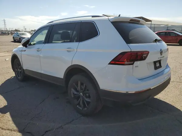 3VV3B7AX4RM123792 2024 VOLKSWAGEN TIGUAN - Image 2