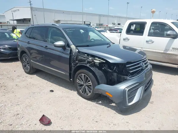 3VV3B7AX4RM204081 2024 VOLKSWAGEN TIGUAN - Image 1