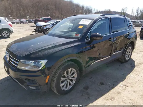 3VV3B7AX5JM002953 2018 VOLKSWAGEN TIGUAN - Image 2