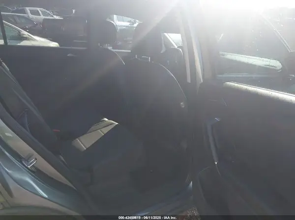 3VV3B7AX5JM003469 2018 VOLKSWAGEN TIGUAN - Image 8