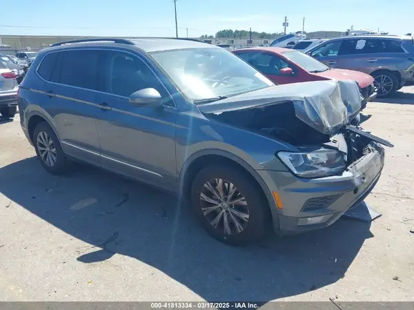3VV3B7AX5JM005416 2018 VOLKSWAGEN TIGUAN - Image 1