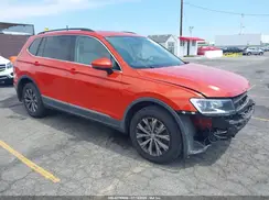 3VV3B7AX5JM007960 2018 VOLKSWAGEN TIGUAN