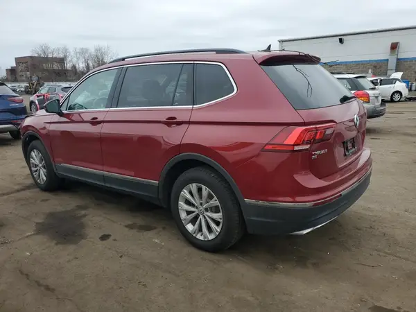 3VV3B7AX5JM030980 2018 VOLKSWAGEN TIGUAN - Image 2