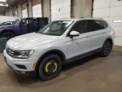 3VV3B7AX5JM033832 2018 VOLKSWAGEN TIGUAN