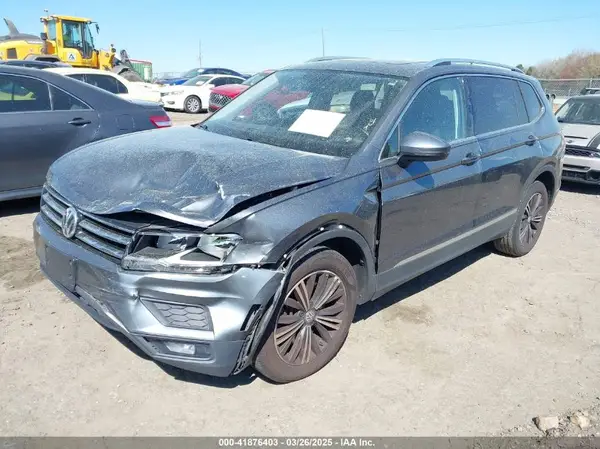 3VV3B7AX5JM036164 2018 VOLKSWAGEN TIGUAN - Image 2