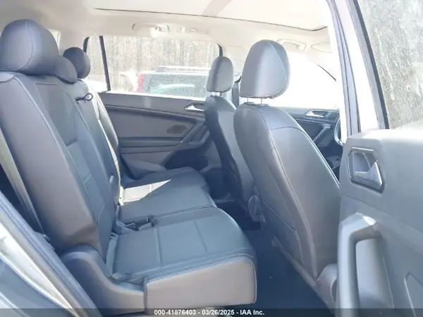 3VV3B7AX5JM036164 2018 VOLKSWAGEN TIGUAN - Image 8