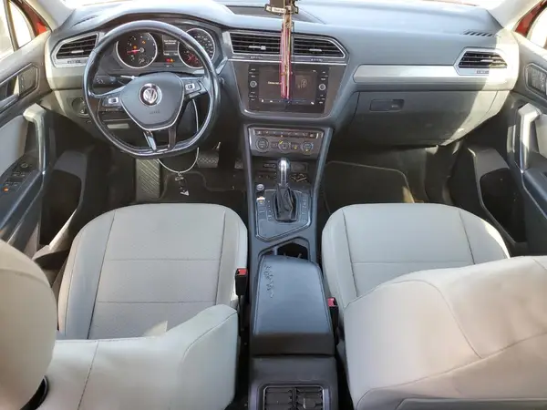 3VV3B7AX5JM040974 2018 VOLKSWAGEN TIGUAN - Image 8