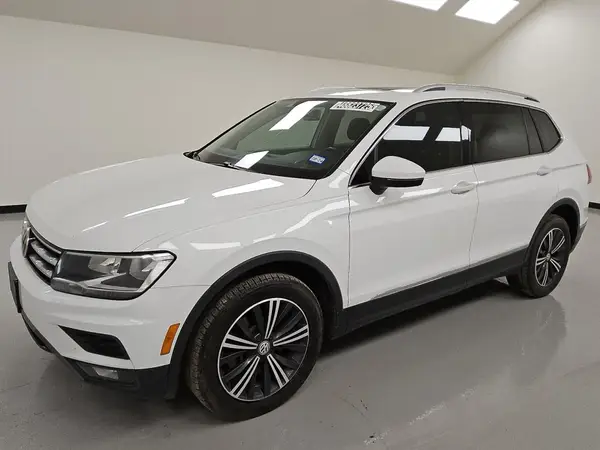 3VV3B7AX5JM051571 2018 VOLKSWAGEN TIGUAN - Image 1