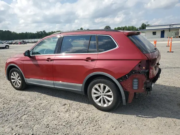 3VV3B7AX5JM057015 2018 VOLKSWAGEN TIGUAN - Image 2