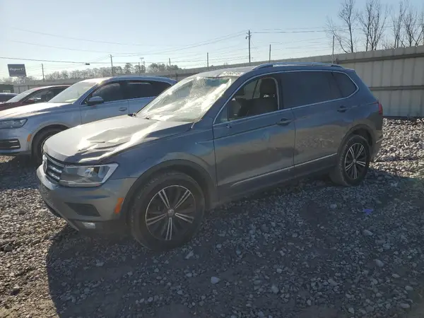 3VV3B7AX5JM071559 2018 VOLKSWAGEN TIGUAN - Image 1