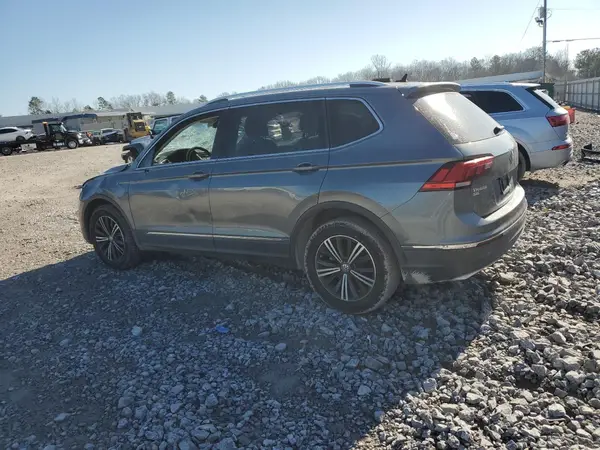 3VV3B7AX5JM071559 2018 VOLKSWAGEN TIGUAN - Image 2