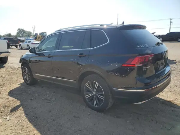 3VV3B7AX5JM071867 2018 VOLKSWAGEN TIGUAN - Image 2