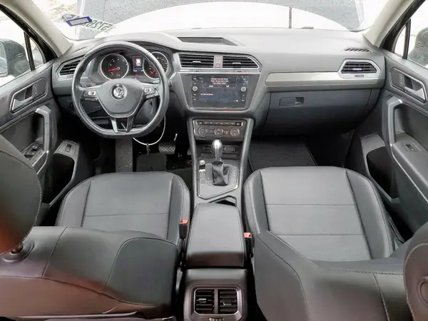3VV3B7AX5JM084599 2018 VOLKSWAGEN TIGUAN - Image 8