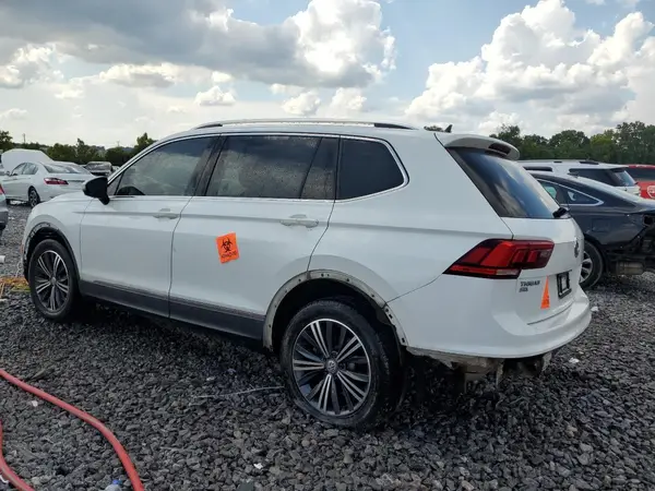 3VV3B7AX5JM090936 2018 VOLKSWAGEN TIGUAN - Image 2