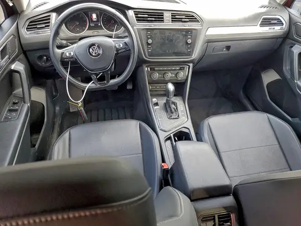 3VV3B7AX5JM091875 2018 VOLKSWAGEN TIGUAN - Image 8