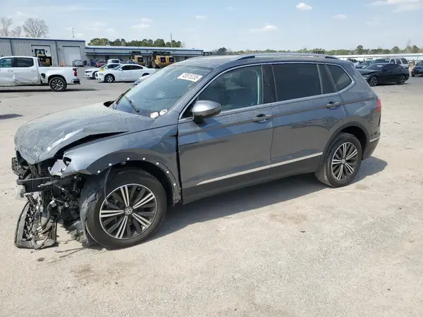 3VV3B7AX5JM092380 2018 VOLKSWAGEN TIGUAN - Image 1