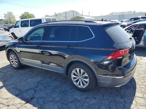 3VV3B7AX5JM107430 2018 VOLKSWAGEN TIGUAN - Image 2