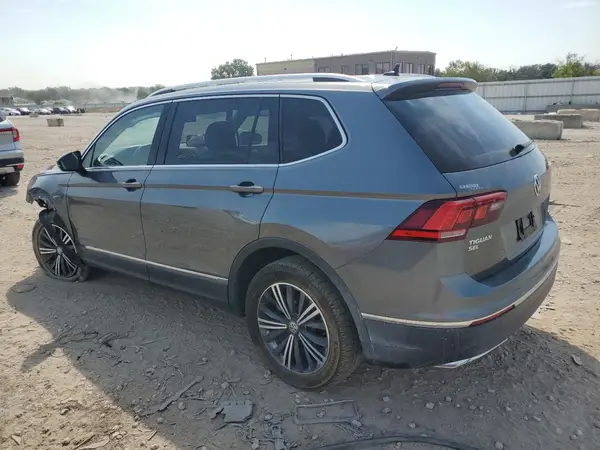 3VV3B7AX5JM117004 2018 VOLKSWAGEN TIGUAN - Image 2