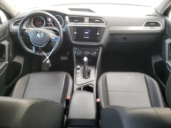 3VV3B7AX5JM125247 2018 VOLKSWAGEN TIGUAN - Image 8