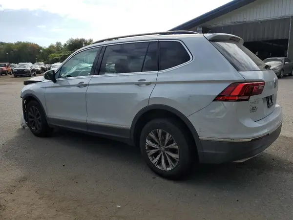 3VV3B7AX5JM174531 2018 VOLKSWAGEN TIGUAN - Image 2