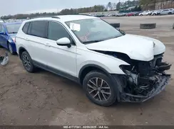 3VV3B7AX5JM221492 2018 VOLKSWAGEN TIGUAN