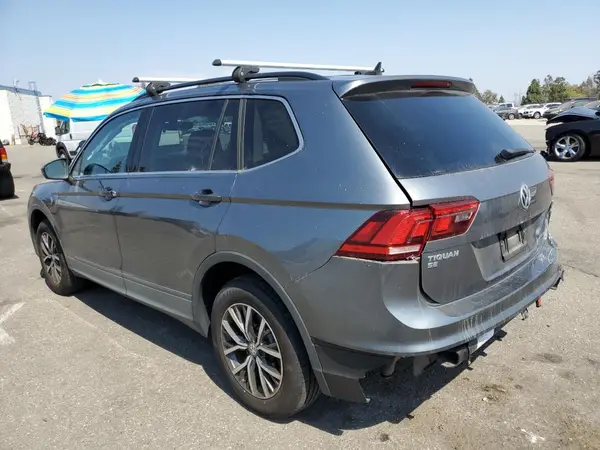 3VV3B7AX5KM007667 2019 VOLKSWAGEN TIGUAN - Image 2