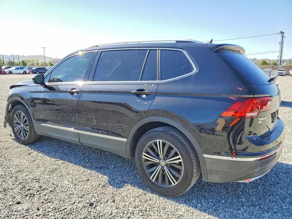3VV3B7AX5KM061373 2019 VOLKSWAGEN TIGUAN - Image 2