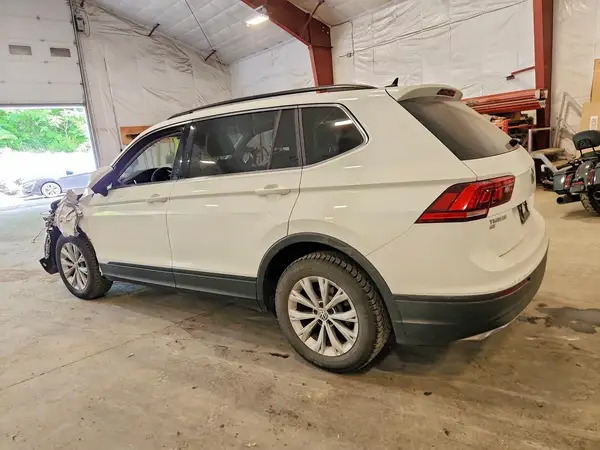 3VV3B7AX5KM066900 2019 VOLKSWAGEN TIGUAN - Image 2