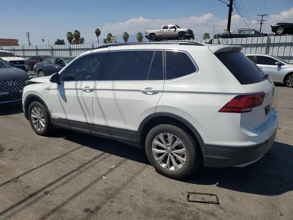 3VV3B7AX5KM070171 2019 VOLKSWAGEN TIGUAN - Image 2
